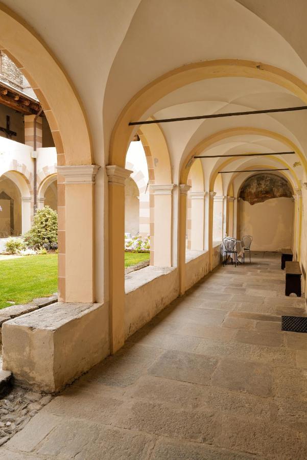 Convento Boutique Hotel Susa Esterno foto