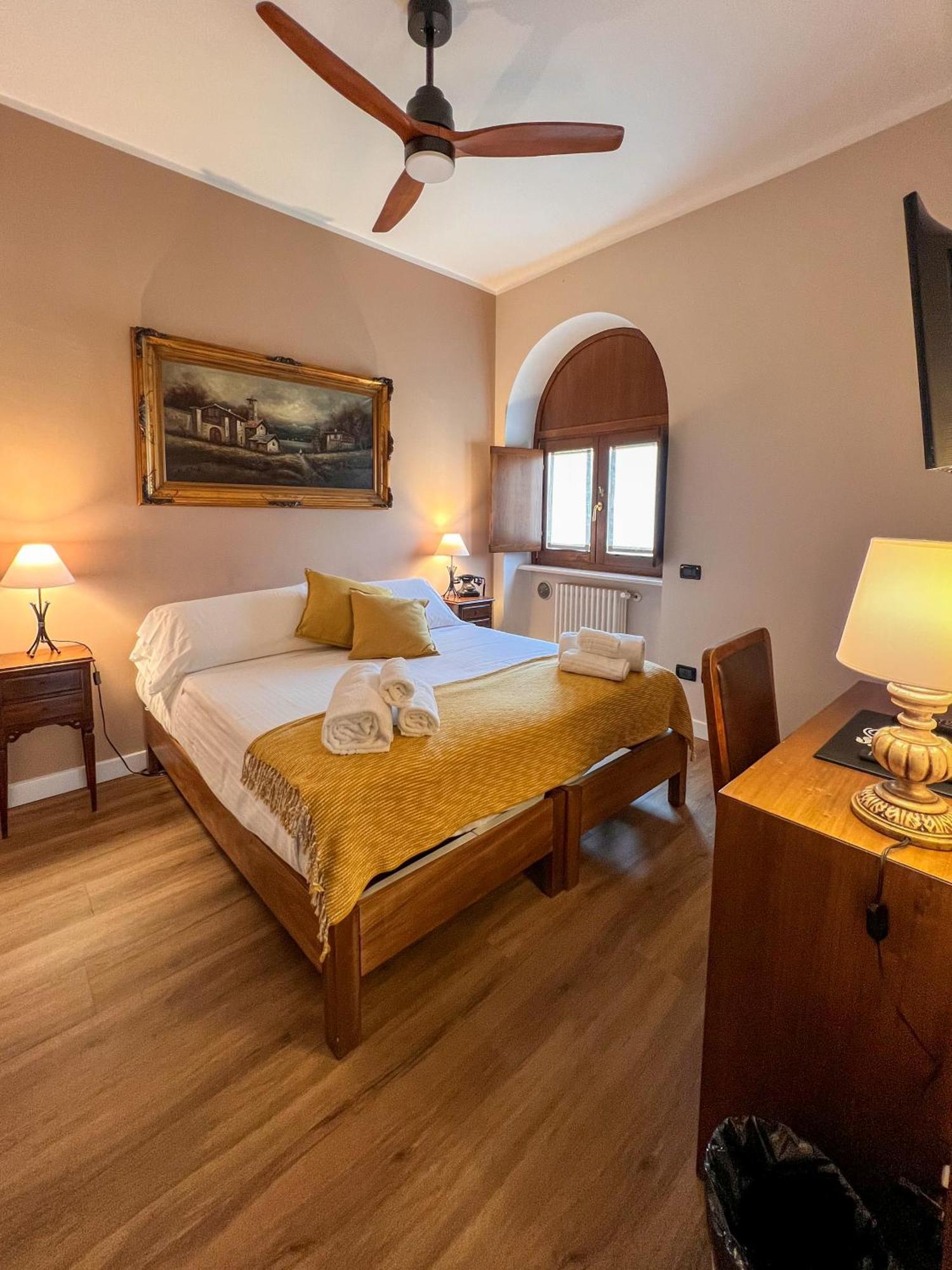 Convento Boutique Hotel Susa Esterno foto